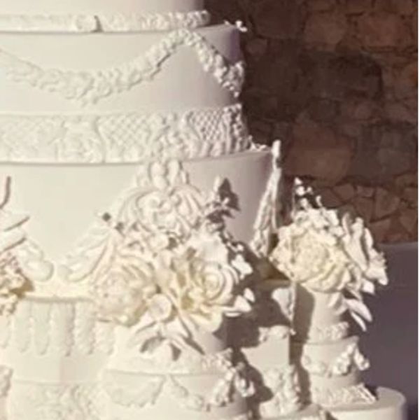Wedding Cakes episode artwork